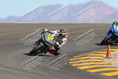 media/Oct-29-2022-CVMA (Sat) [[14c0aa3b66]]/Race 4 500 Supersport-350 Supersport/